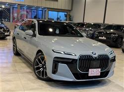 بي ام دبليو الفئة 7